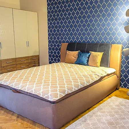 Apartment Budabest View *