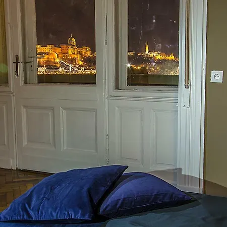 Budabest View Budapešť